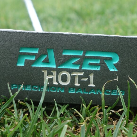 FAZER HOT-1 PRECISION BALANCED Model III Right Handed Putter - Picture 4 of 14